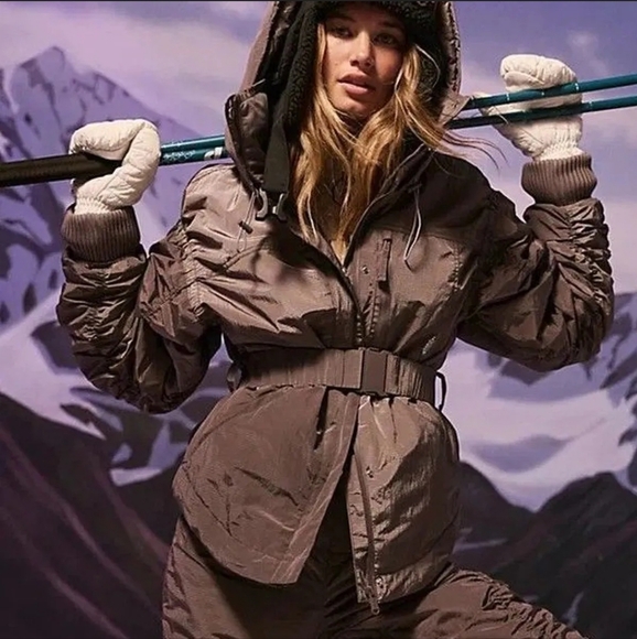 FP Movement by Free People Jackets & Blazers - NWOT / Free People / FP Movement / Lift Love Jacket / Medium / Current $398